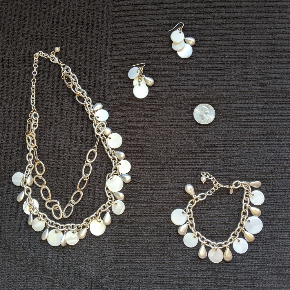 Premier Designs White Linen Set